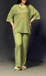 تیشرت شلوار راحتی چکامه